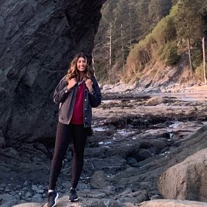 Meet your Posher, Sidrah